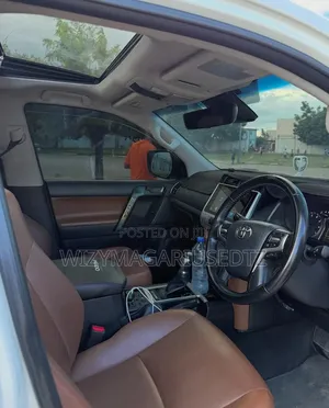 Toyota Land Cruiser Prado 2022 White