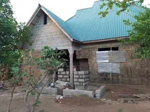 Nauza Nyumba Na Viwanja