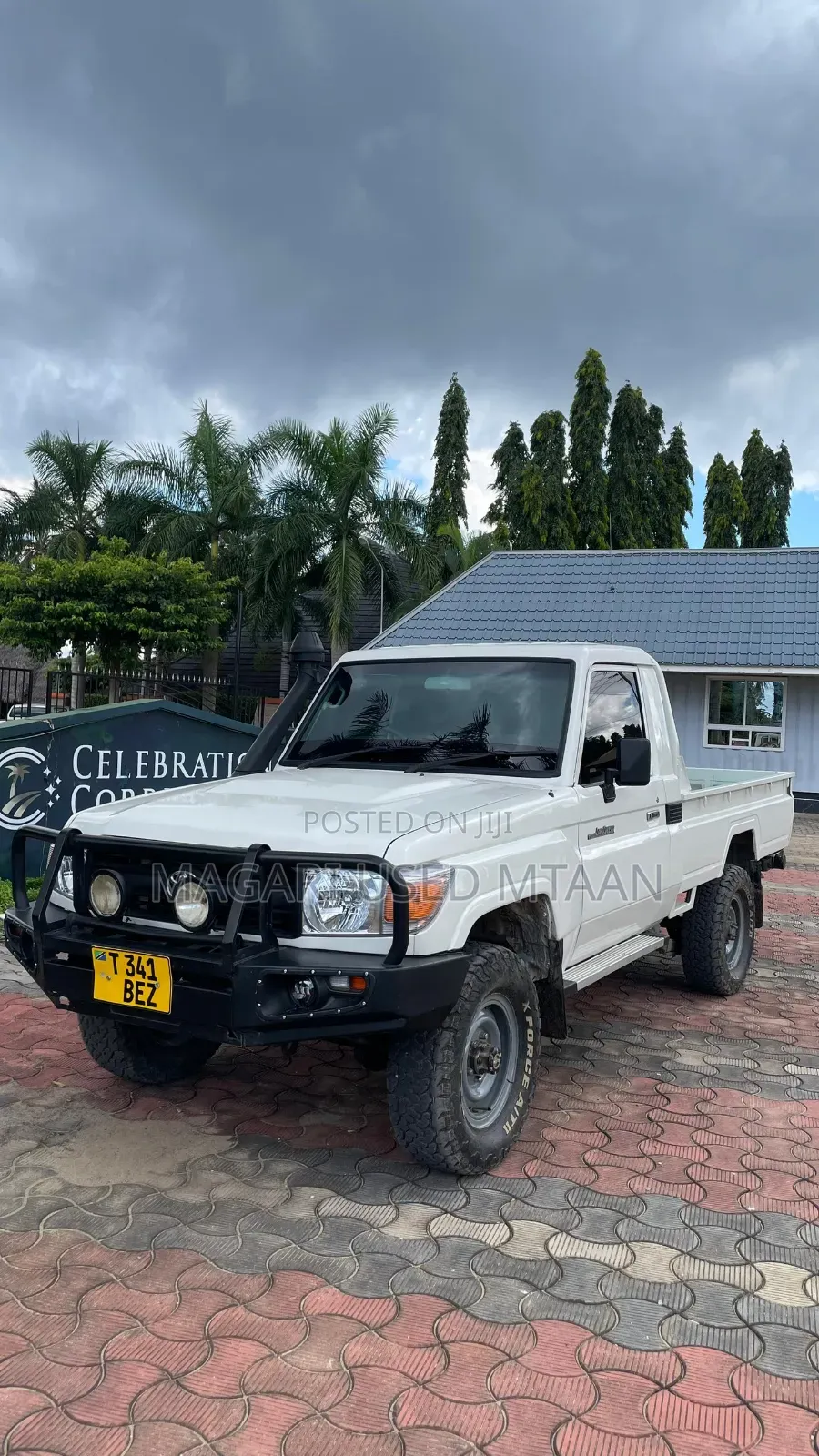 Toyota Land Cruiser 79 Series 2002 White