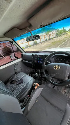 Toyota Land Cruiser 79 Series 2002 White