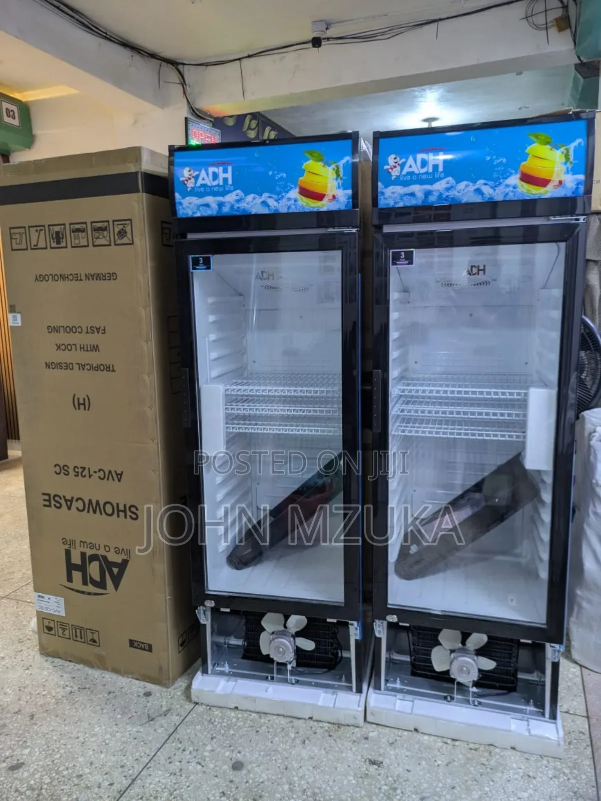 Showcase Fridge Liter 285 , Avc 125