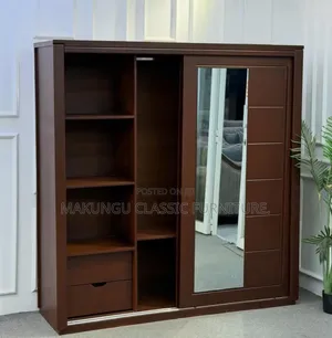 Kabati La Kuslide Lenye Sehemu Tatu Na Milango Miwili
