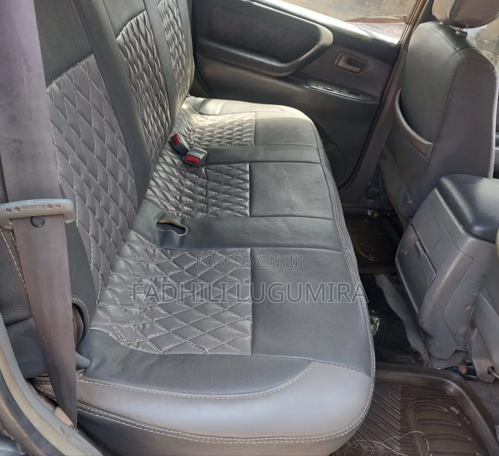 Toyota Land Cruiser 2004 Black