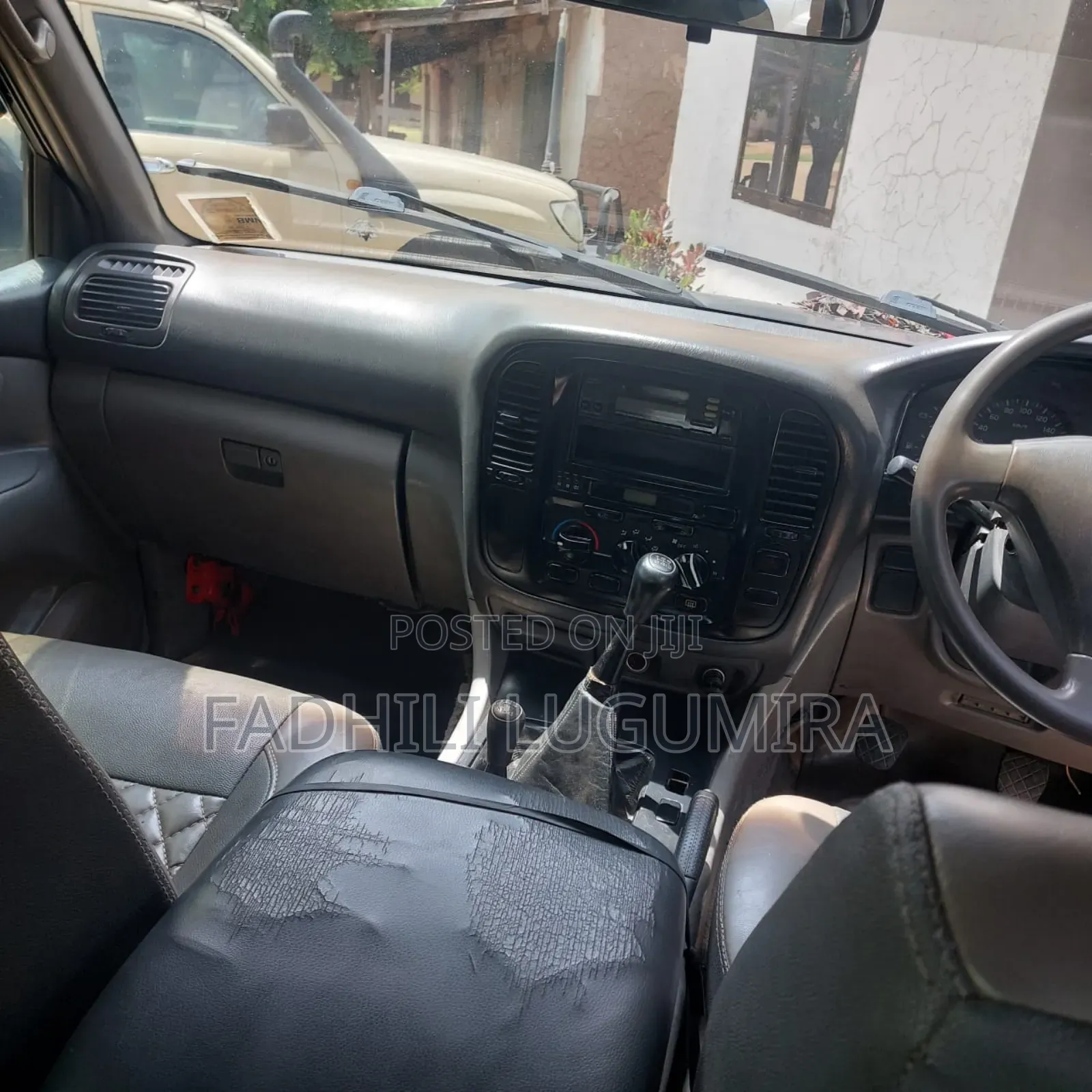 Toyota Land Cruiser 2004 Black