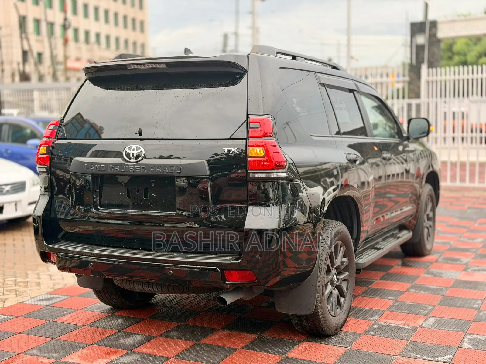 Toyota Land Cruiser Prado 2.7 2023 Matt Black