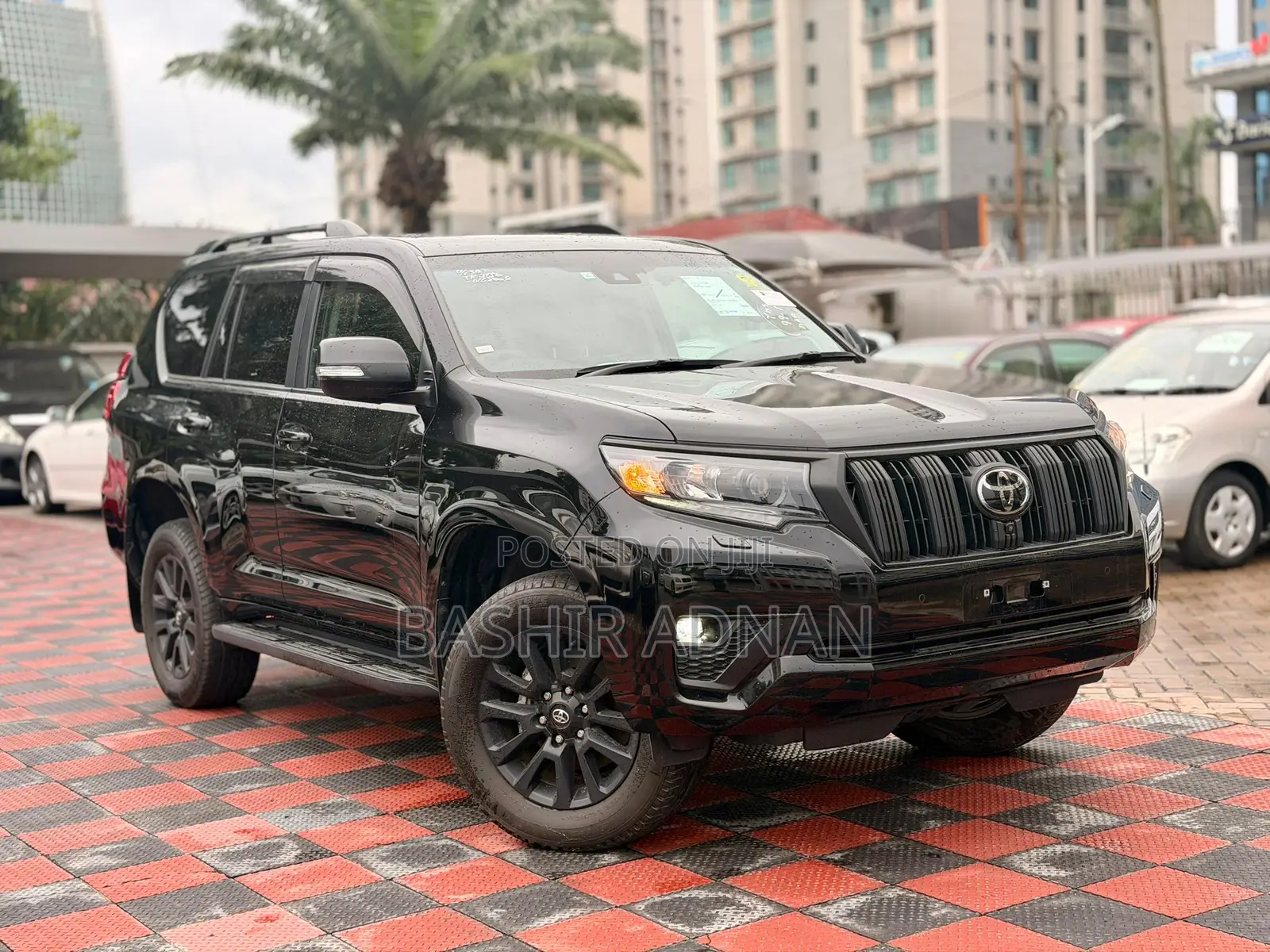 Toyota Land Cruiser Prado 2.7 2023 Matt Black