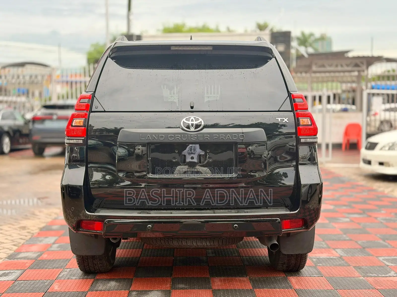 Toyota Land Cruiser Prado 2.7 2023 Matt Black