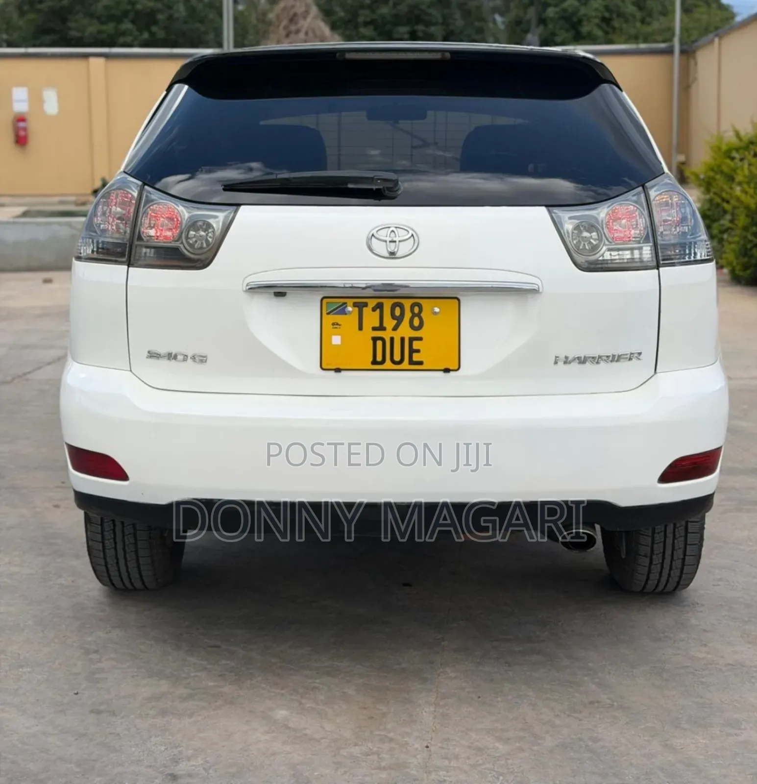 Toyota Harrier 2.4 2005 White