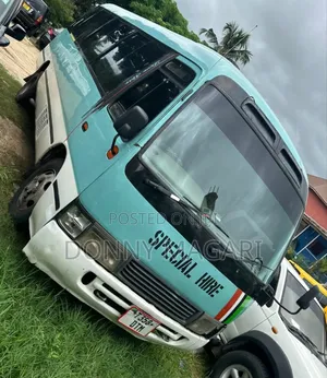 Toyota Coaster 2004 Blue