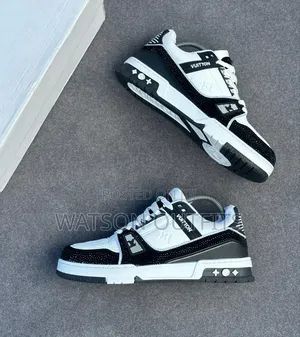 Men's Leather Sneaker Shoes Lv or Louis Vuitton Brand 4 Best Colours