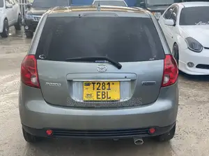 Mazda Verisa 2009 Gray