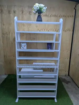 Shoerack Mpya