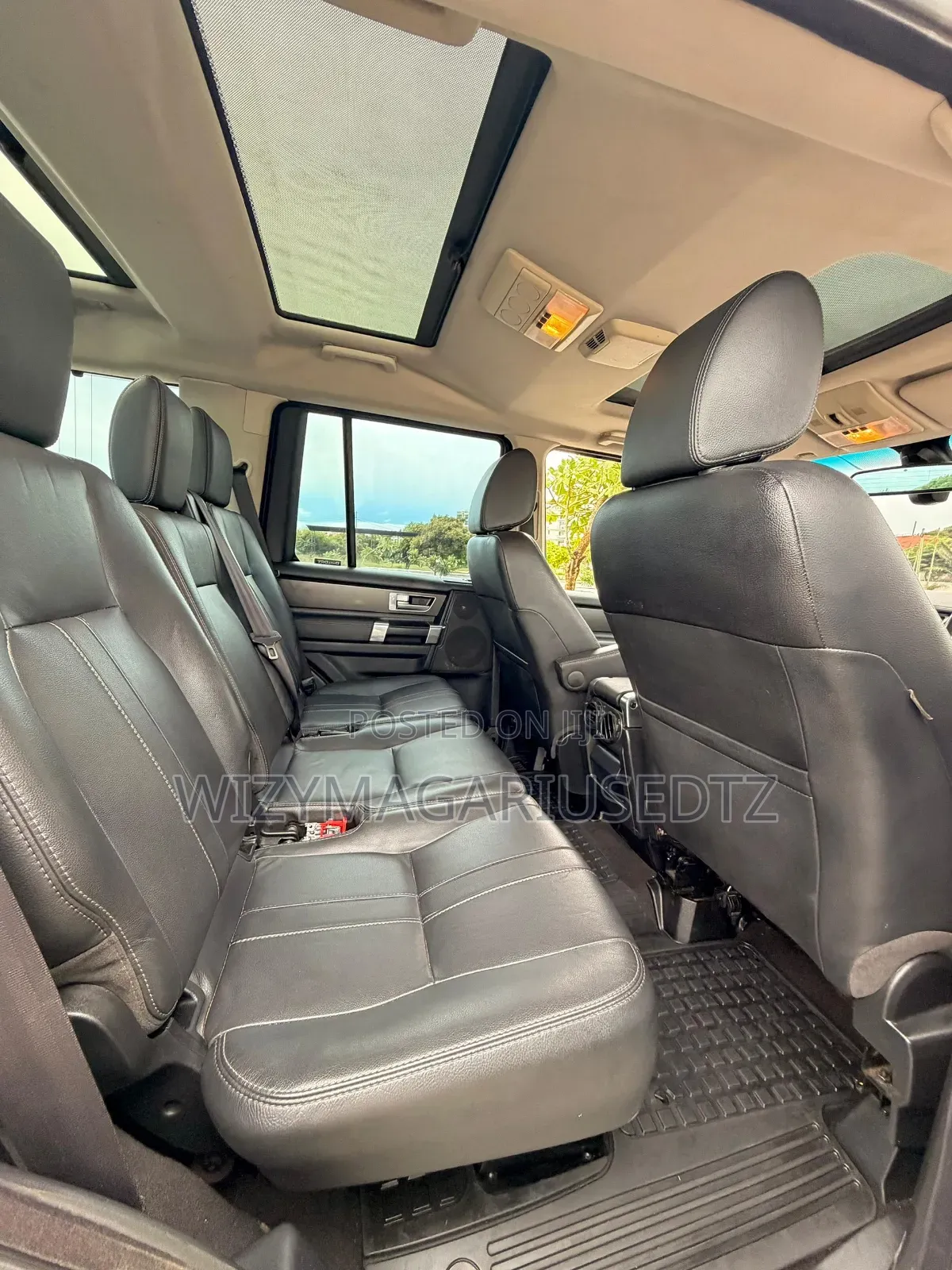 Land Rover Discovery 2014 Burgundy