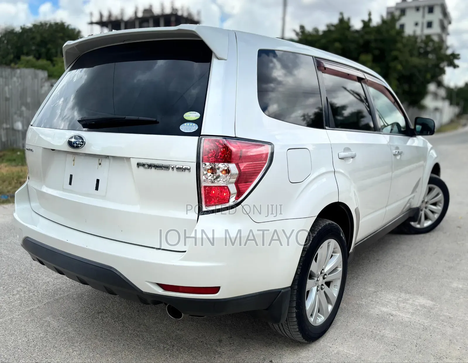 Subaru Forester 2010 White