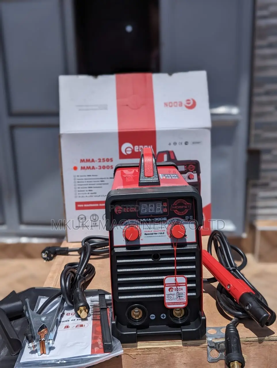 Welding Machine Edon Mma300s Brand New