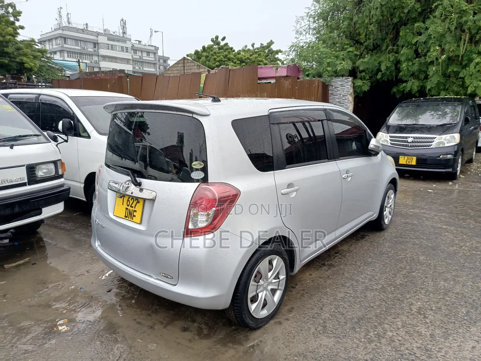Toyota Ractis 2005 White