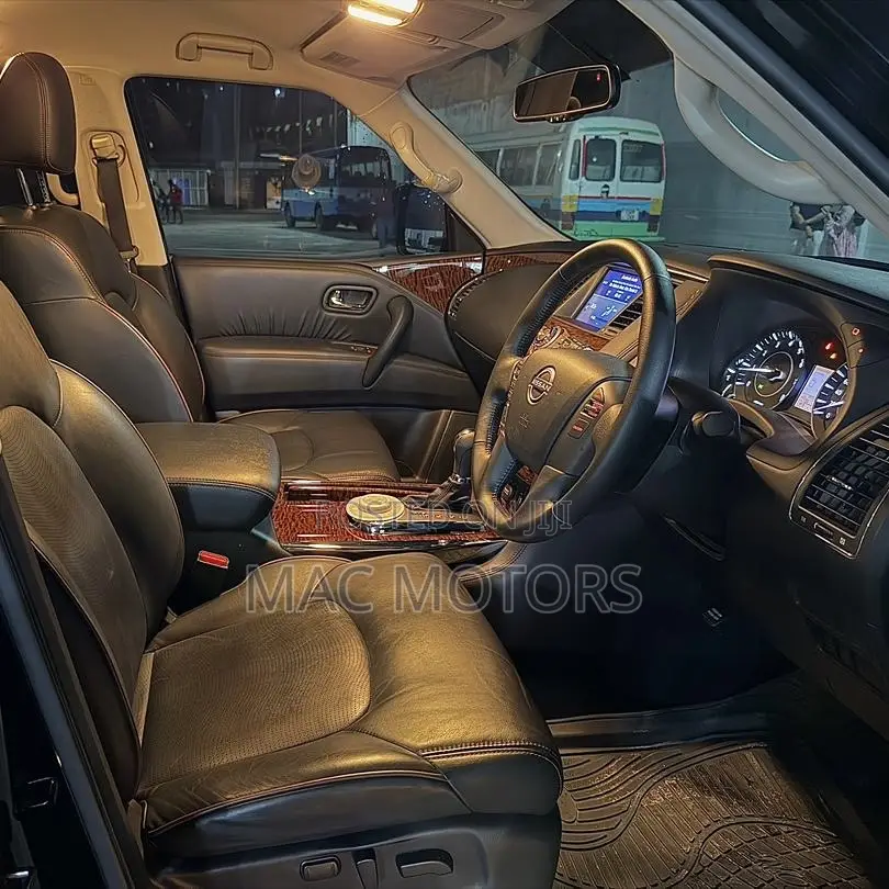 Nissan Patrol 2024 Matt Black