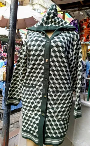 Sweta Ndefu–Style Na Confidence|Size: Free Size–Inafaa Kila Mtu!