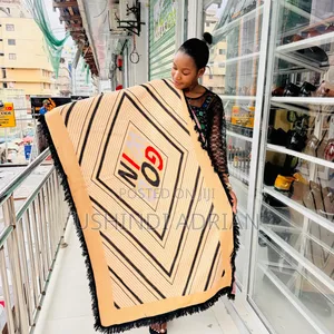 VikoiSize: Free Size–Inafaa Kila Mtu!Price: TZS 40,000/= Tu