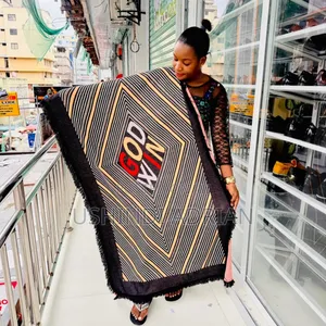 VikoiSize: Free Size–Inafaa Kila Mtu!Price: TZS 40,000/= Tu