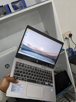 New Laptop HP EliteBook Folio G1 8GB Intel Core i5 SSD 256GB