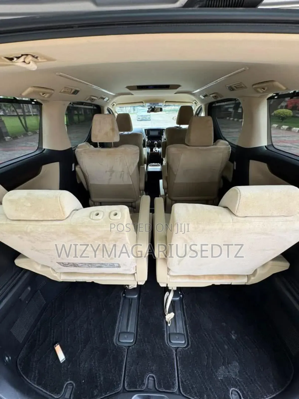 Toyota Alphard 2.4 Petrol AWD 2015 Ivory
