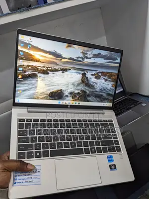 Laptop HP ProBook 440 8GB Intel Core i5 SSD 256GB