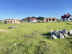 Kiwanja Kinauzwa Kipo Mwanza Kishiri