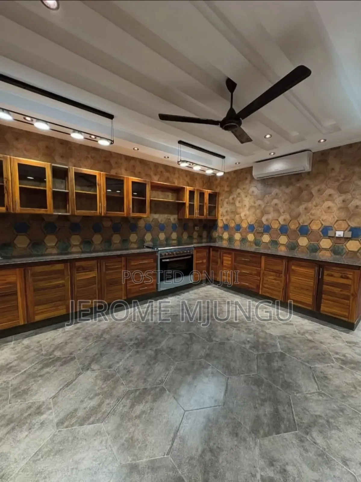 Furnished 3bdrm Apartment in Upanga East for rent
