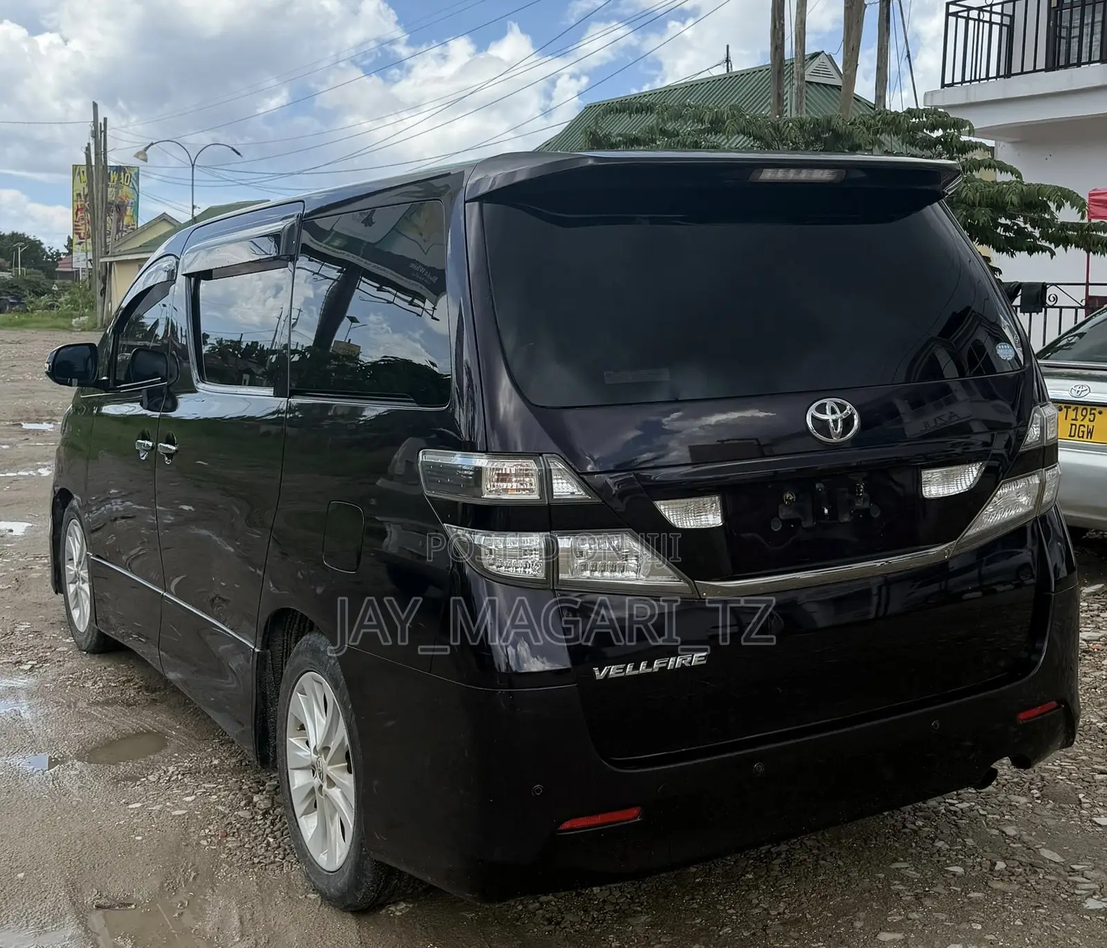 Toyota Vellfire 2010 Brown