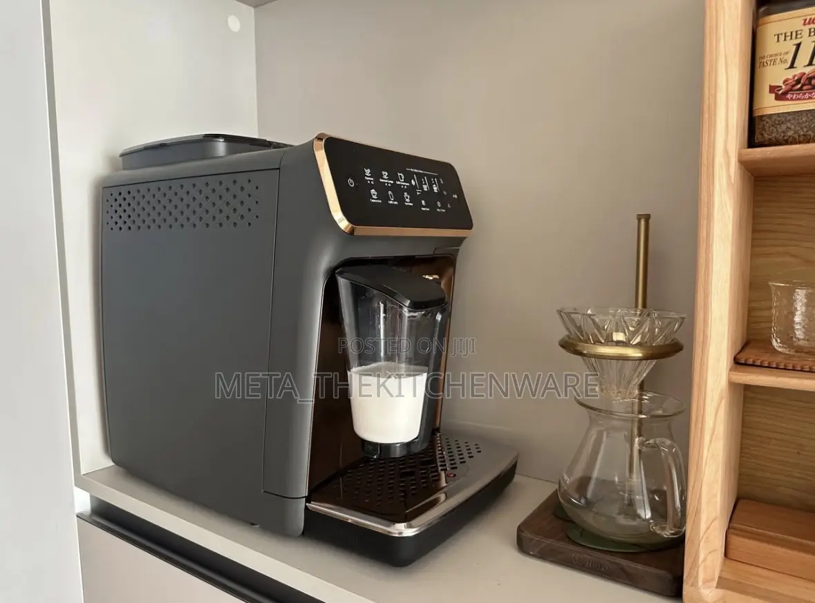Philips Fully Automatic Coffee Machine Serie 3300 Model:Ep3146/90