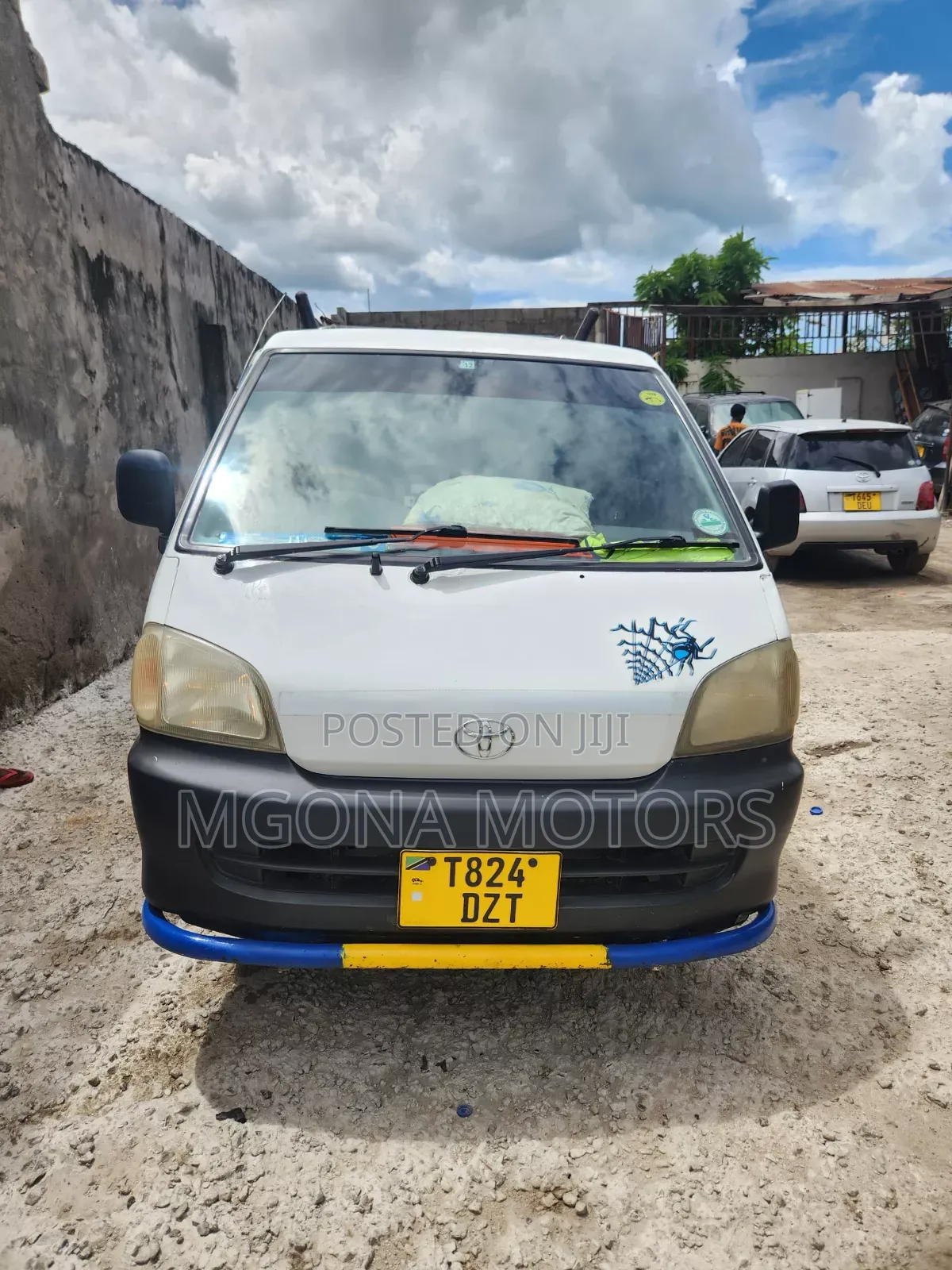 Toyota Toyoace 2005 White