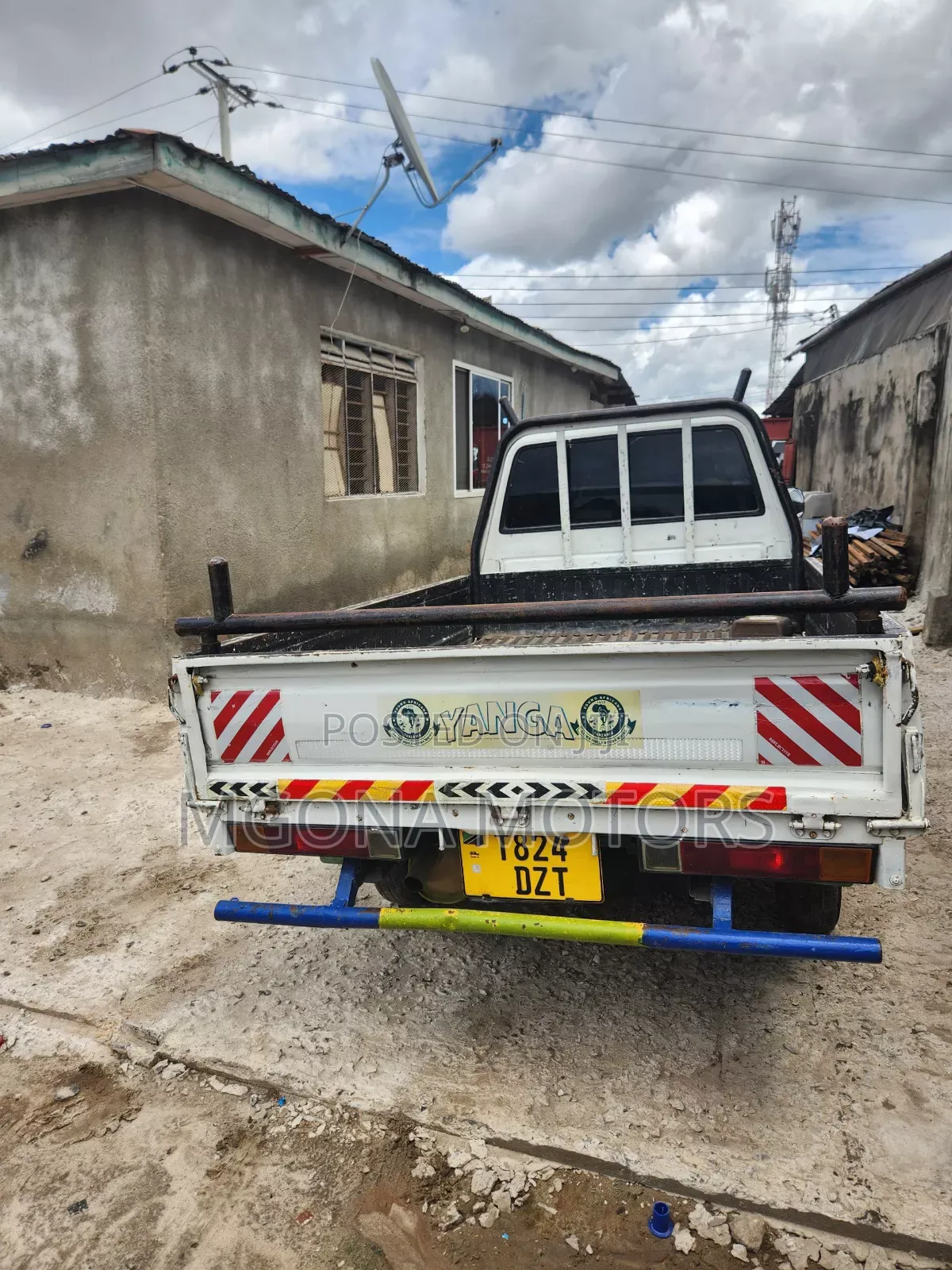 Toyota Toyoace 2005 White