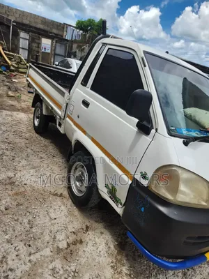 Toyota Toyoace 2005 White