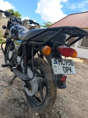 Bajaj Boxer 125 2024 Black