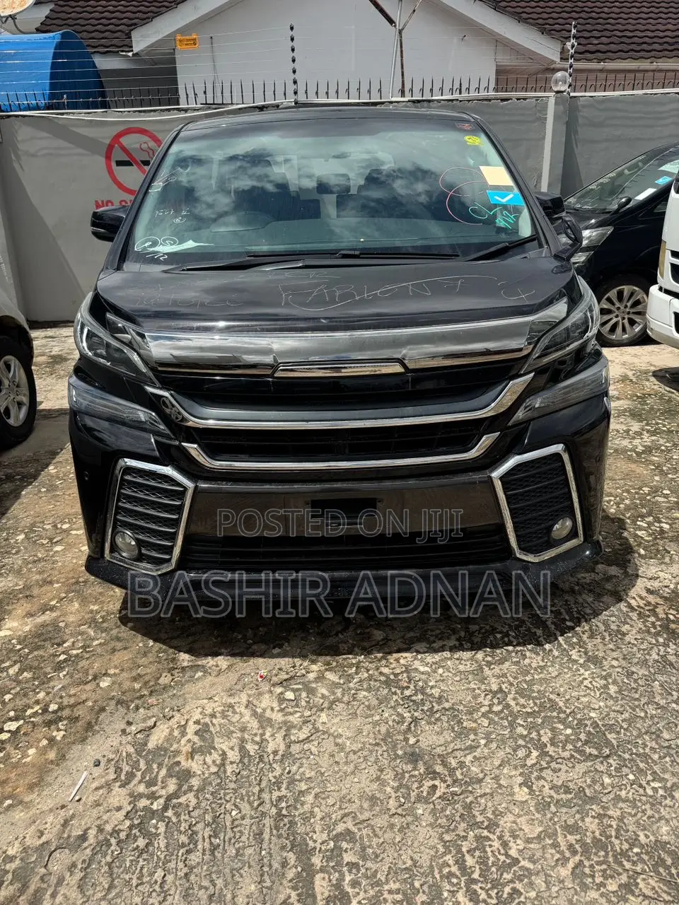 Toyota Vellfire 2016