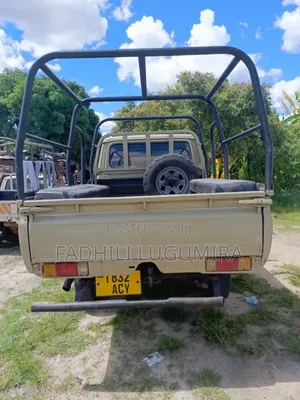 Toyota Land Cruiser 1998 Beige