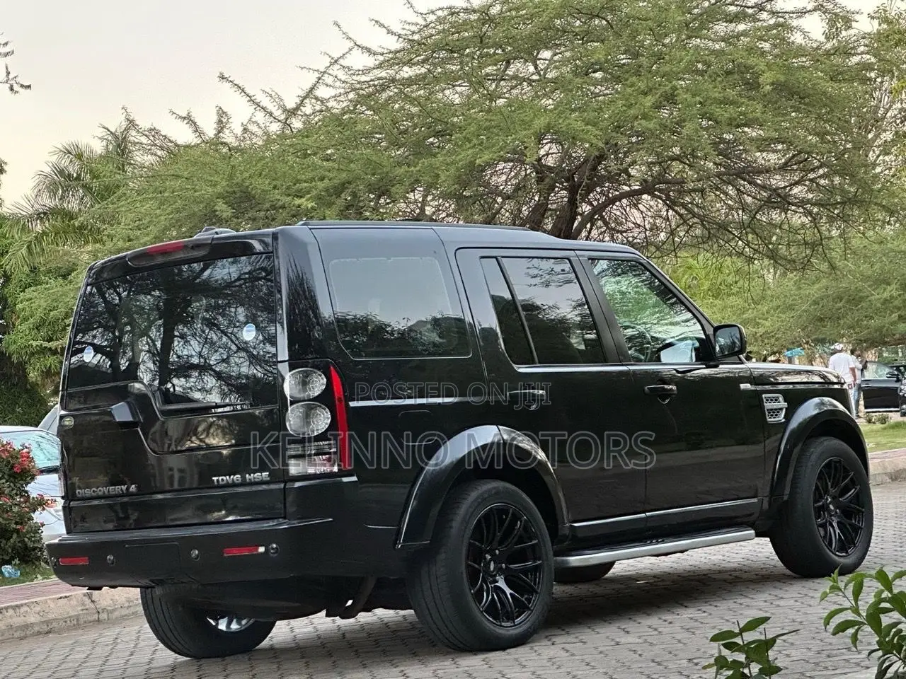 Land Rover Discovery 2008 Black