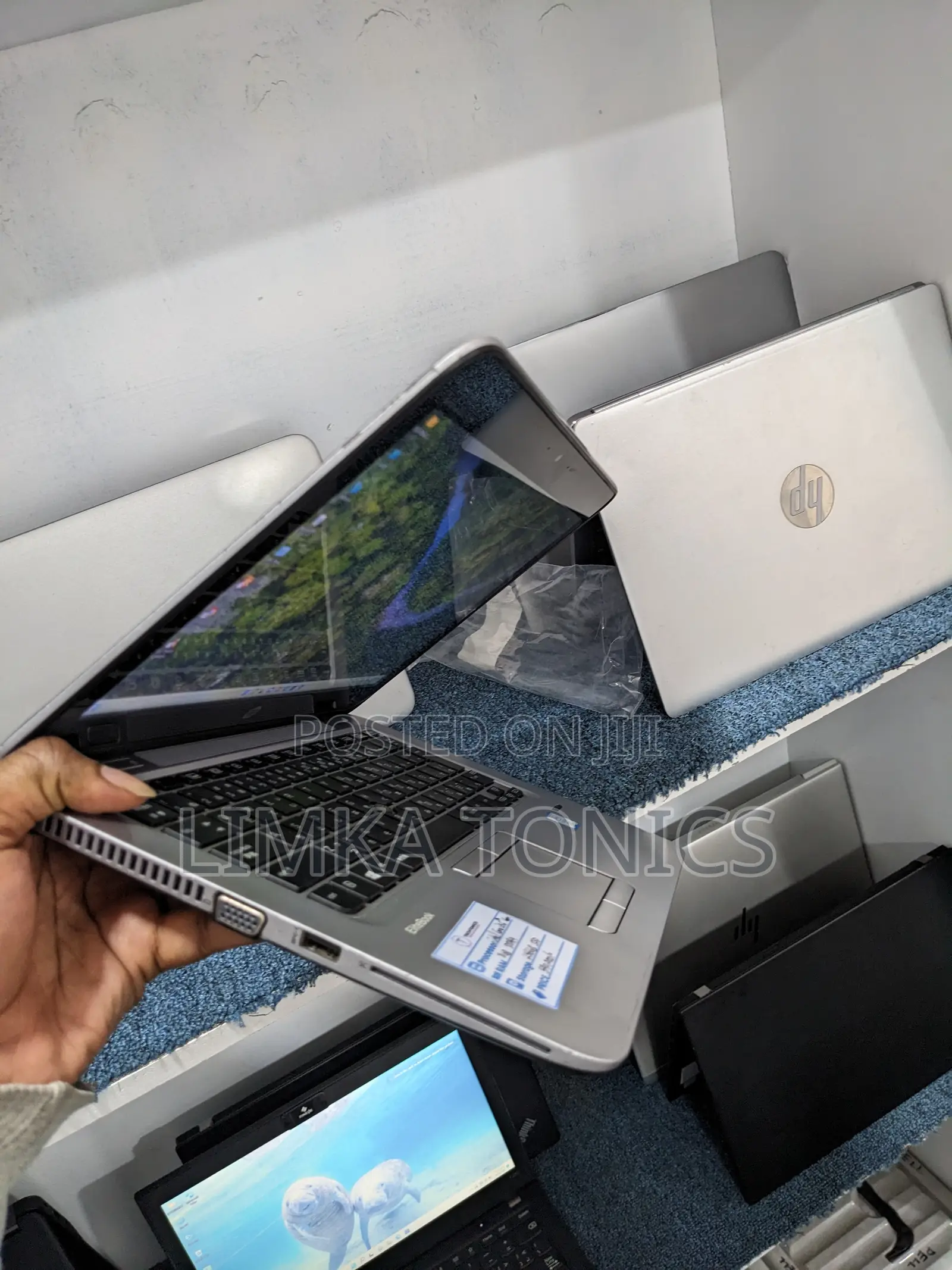 New Laptop HP EliteBook 820 G3 8GB Intel Core i5 SSD 256GB