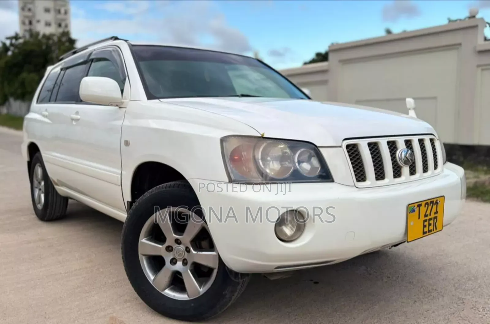 Toyota Kluger 2003 White