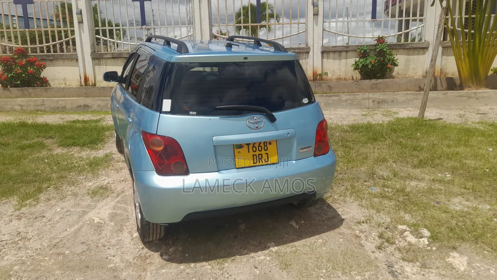 Toyota IST 2004 Blue