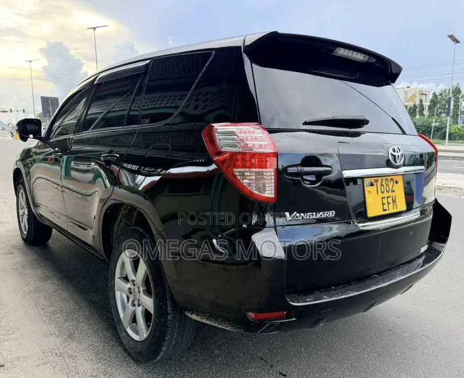 Toyota Vanguard 2009 Black