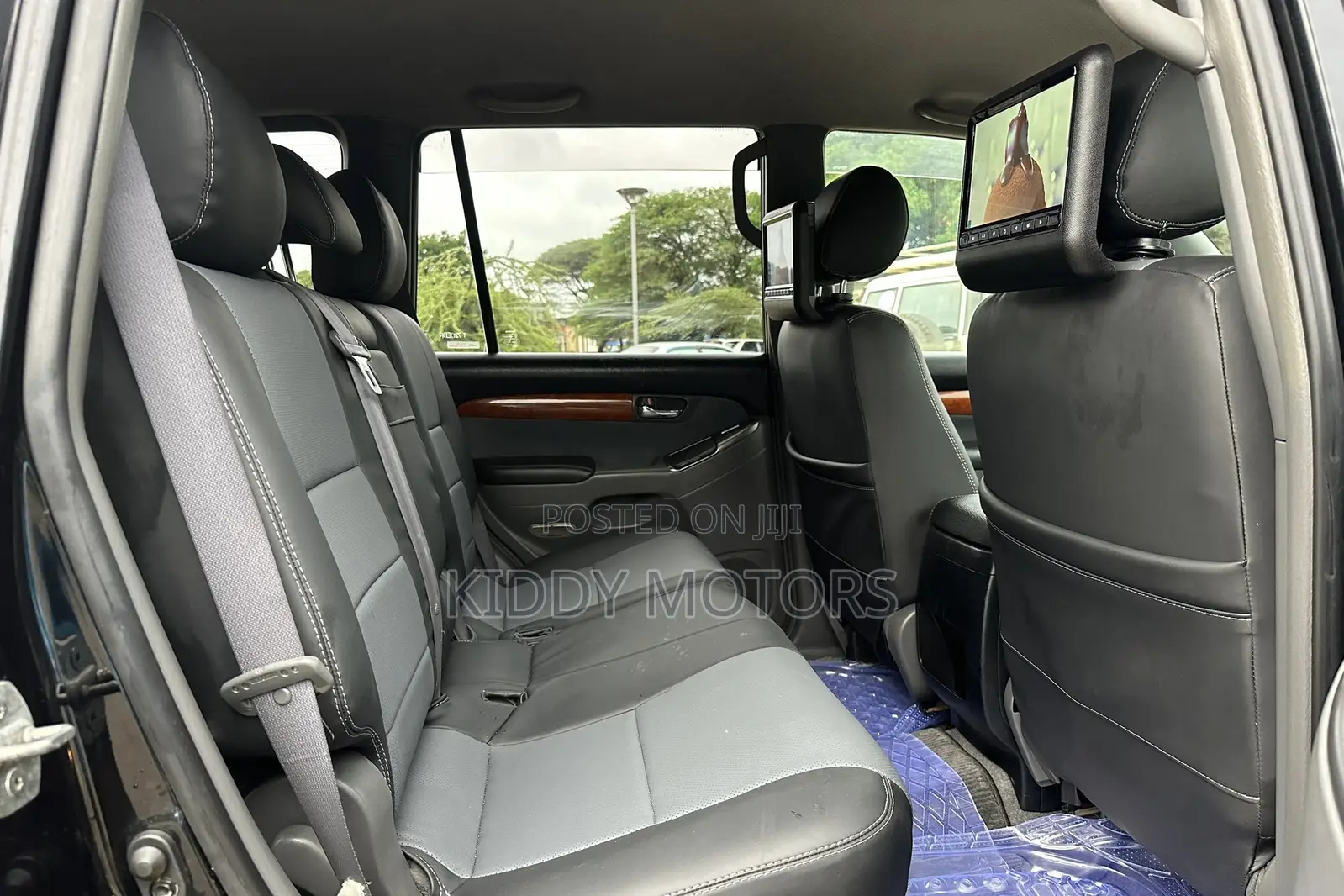 Toyota Land Cruiser Prado 2006 Black