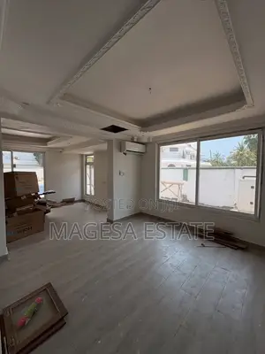 5bdrm Apartment in Oyster Bay for rent