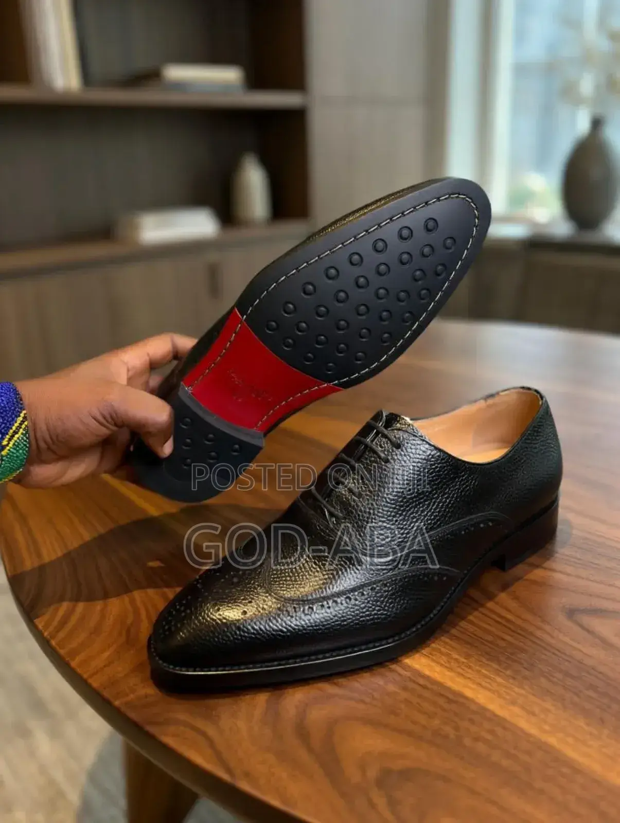 Viatu Vya Ukweli–Class Ya Juu Kabisa!