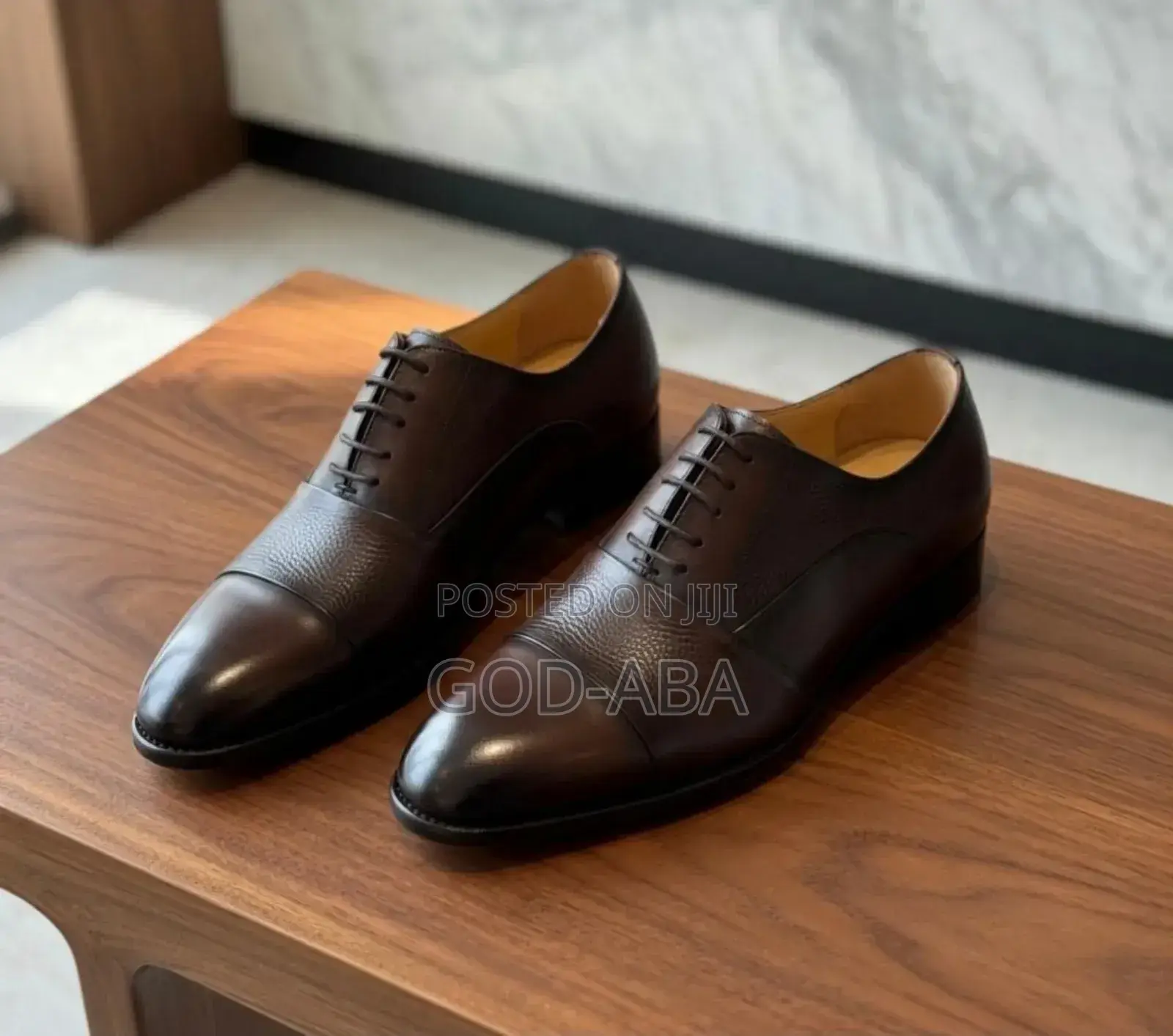 Viatu Vya Ukweli–Class Ya Juu Kabisa!