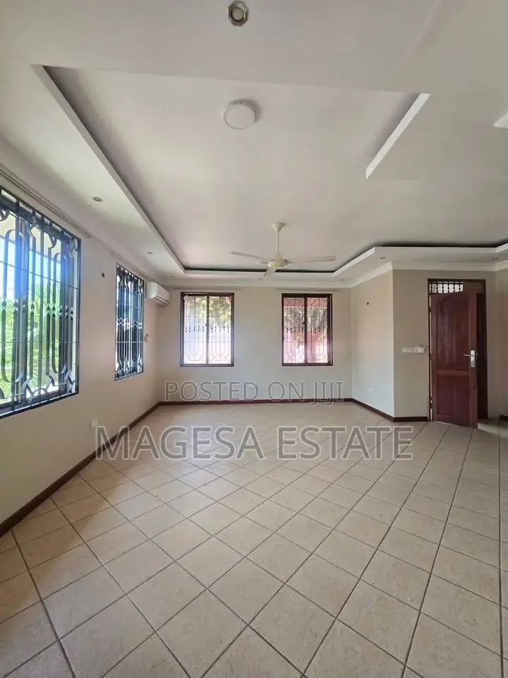 6bdrm House in Oyster Bay for rent