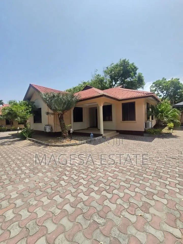 6bdrm House in Oyster Bay for rent