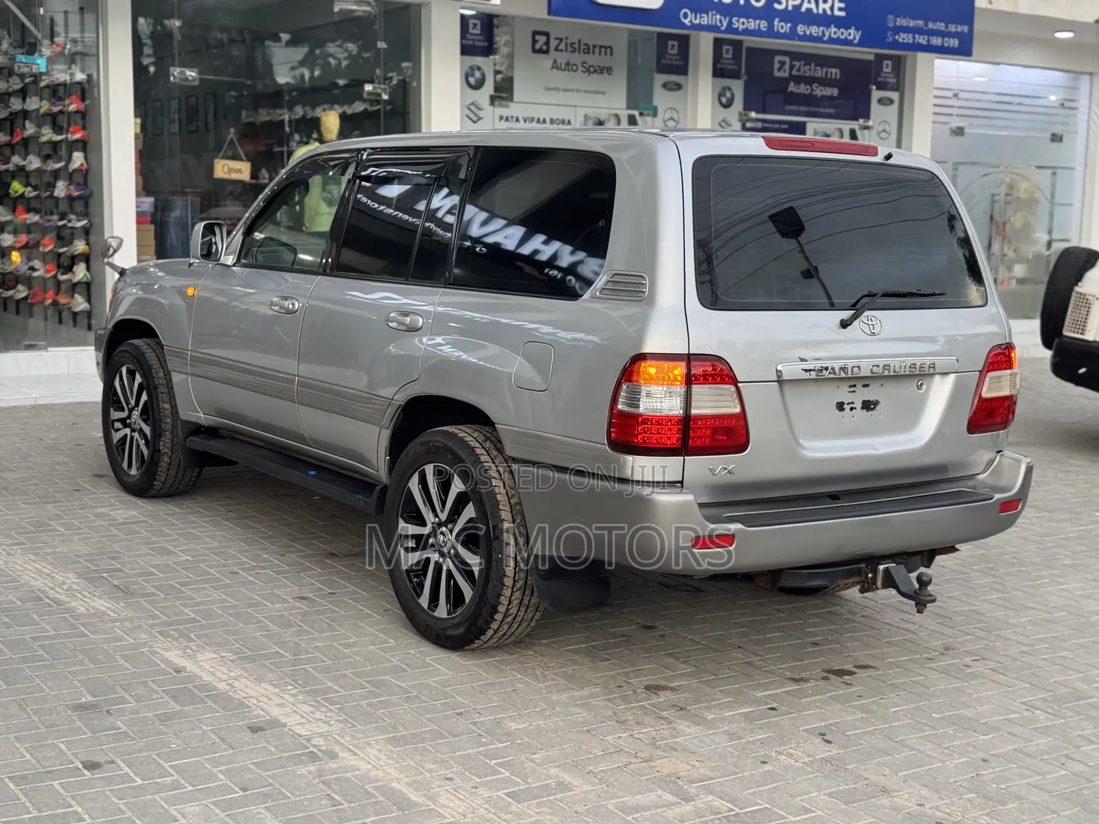 Toyota Land Cruiser 100 4.2 TD Executive 2005 Silver