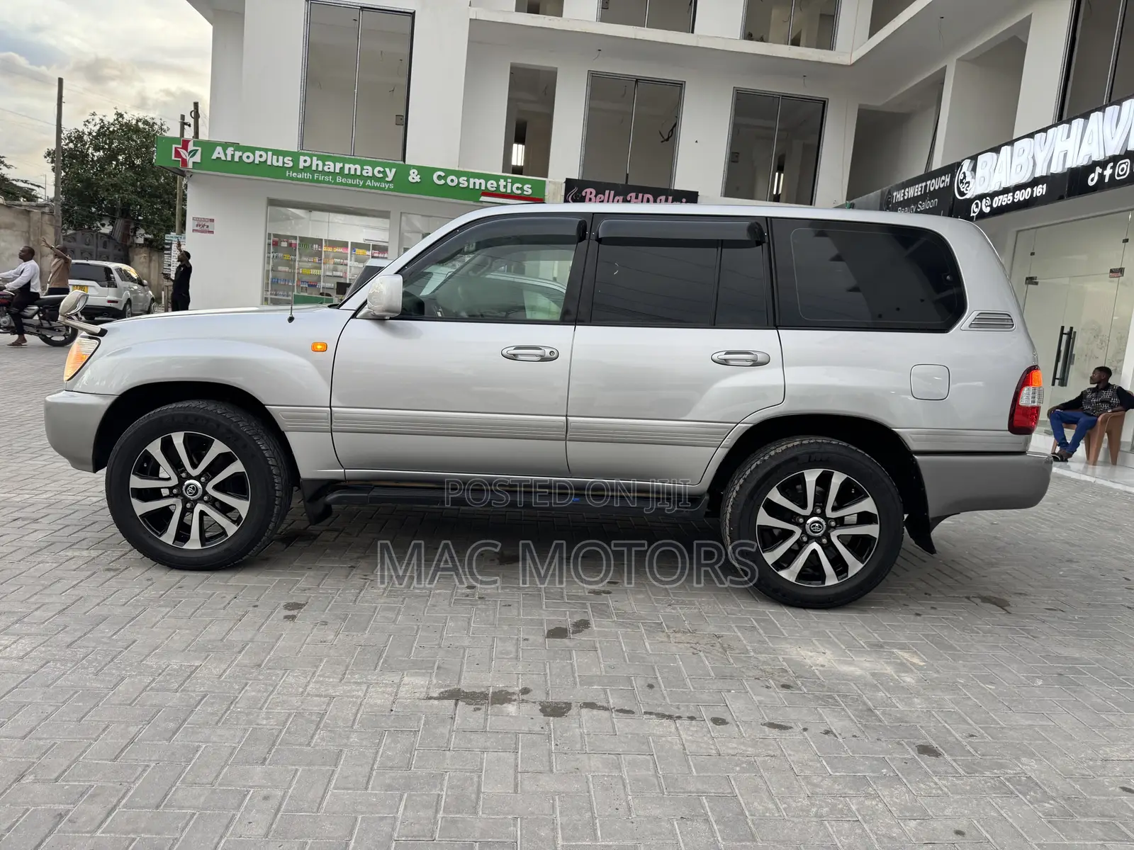 Toyota Land Cruiser 100 4.2 TD Executive 2005 Silver